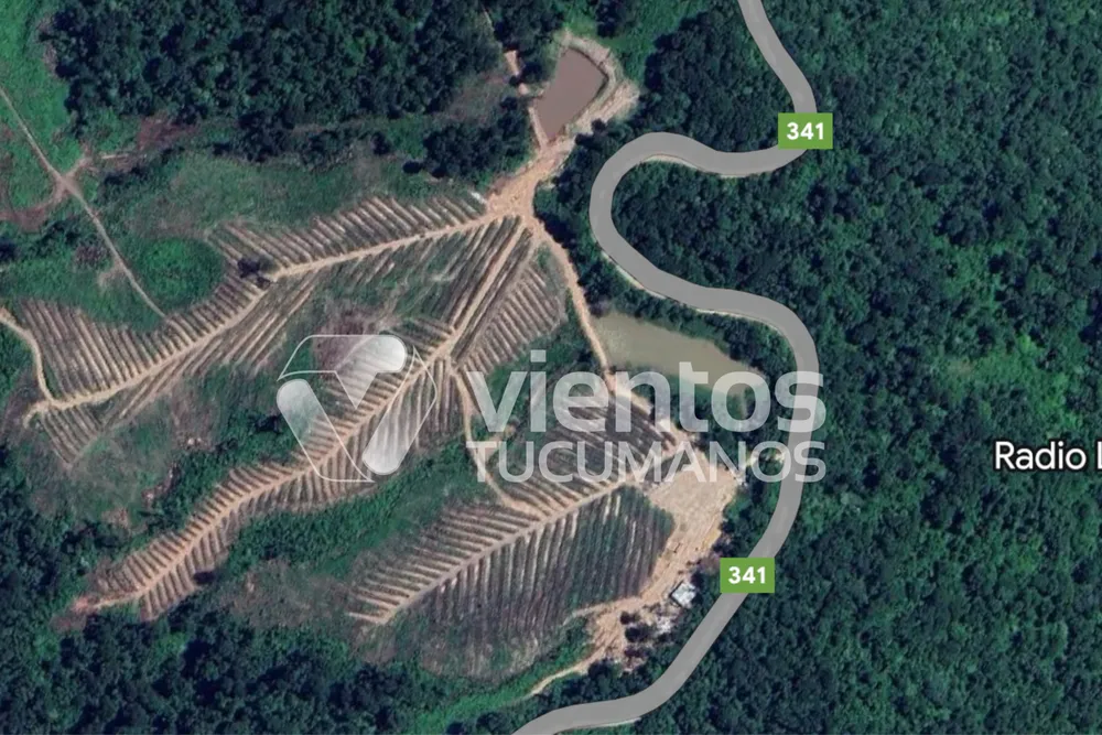 A7042B23-0040-4FF1-89C8-5D16BFED3E1D